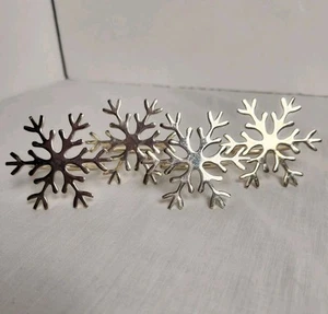 4 Schneeflocke Serviettenringe silberfarben Metall Weihnachten Winter Abendessen Tischdeko - Bild 1 von 11