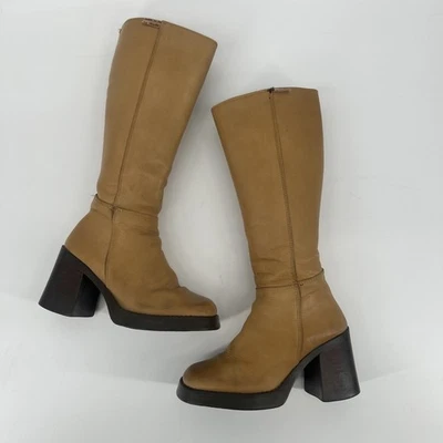 Vintage Mustang Platform Boots Size 8 39 Tan Square Toe Block Heel 90s Y2K Bratz - Image 1 of 4