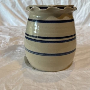 Vintage Marshall Pottery-Utensil Holder/Vase-Ruffled Rim-Signed - Picture 1 of 5