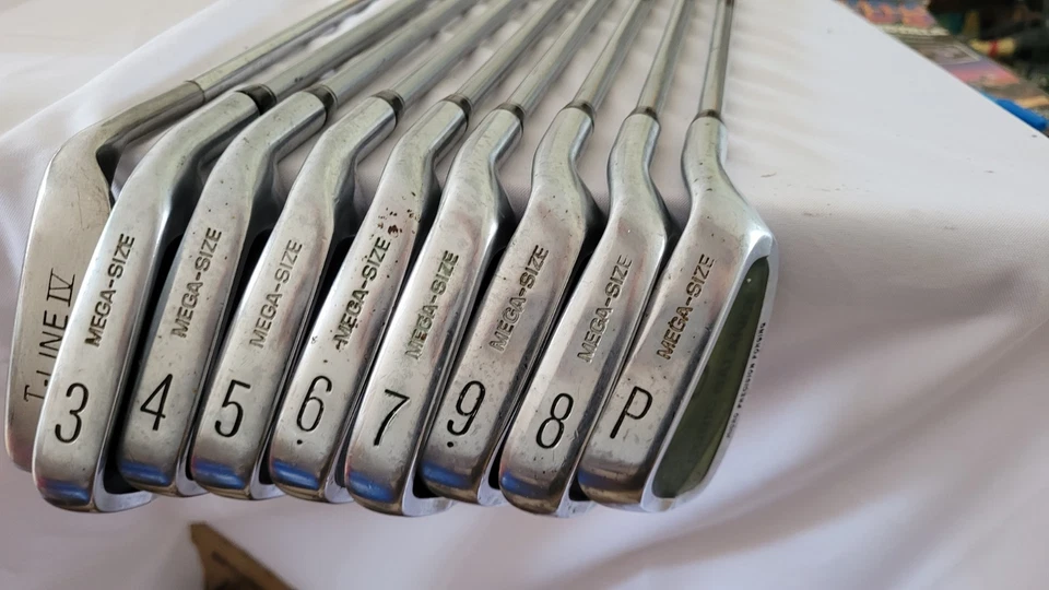 Cubic Balance Set Of Golf Irons And Putter J - Image 1 of 4