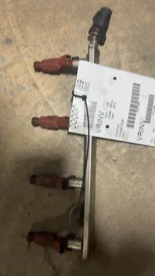 ✅ 2010 KIA SOUL Fuel Injection Rail OEM - Image 1 of 2