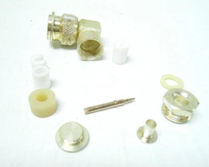 G35802C9 GREENPAR LTD. CONNECTOR PLUG, NEW OLD STOCK MADE IN 1984 - Picture 1 of 6