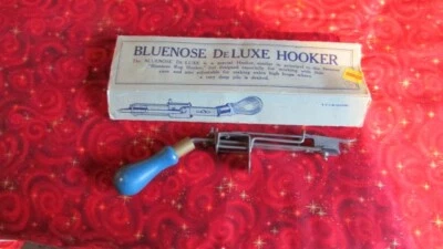 BLUENOSE Deluxe Rug Hooker - Image 1 of 4