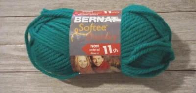 yarn Bernat softee chunky crochet knit emerald green #6 lot #26819 - Image 1 of 3