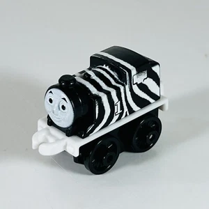 Zebra Miniatur Mini Thomas the Train Kunststoff Panzer Lok schwarz weiß P47D - Bild 1 von 10