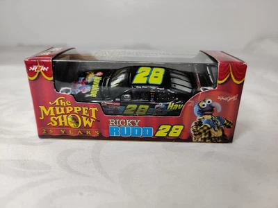 Carro RCCA Nascar 02 Havoline Muppets 25 anos #28 Ricky Rudd 1/64 LE 1/1584 - Imagem 1 de 4