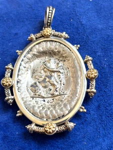 ITALIE LARGE TAGLIAMONTE ROMAIN STYLE SILVER GOLD PENDANT - Foto 1 di 6