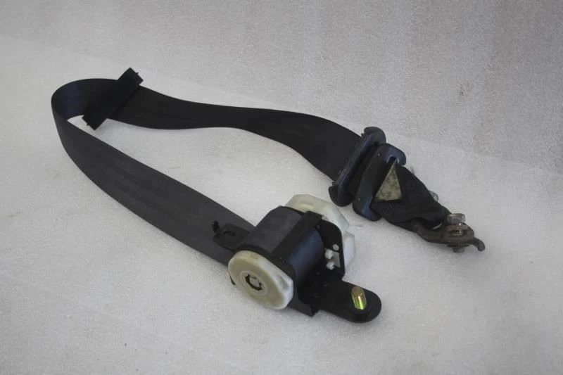 CINTURÓN DE SEGURIDAD TRASERO IZQUIERDO HONDA PRELUDE 1997 1998 1999 2000 2001 NEGRO Foto 1 de 4