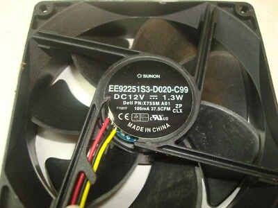 Sunon EE92251S3-D020-C99 FAN DC12V 1.3W 105MA 37.5CFM 92MM BY 25MM 3WIRES - Image 1 of 4