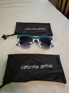 CARLY RAE JEPSEN - SONNENBRILLE AUS DER "EMOTION" ÄRA 2015/2016 - OFFIZIELLES MERCH  - Bild 1 von 7