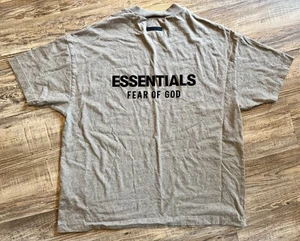 FEAR OF GOD ESSENTIALS Men’s Classic Tee T-shirt Size XS Oversized Tan Brown - Picture 1 of 8