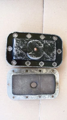 USED ORIGINAL PORSCHE 356  912 OIL SUMP COVER - Image 1 of 3