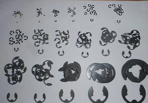 Clip Clips Externe ,C,E Circlip DIN6799 Gamme Complète Neuf - Picture 1 of 1