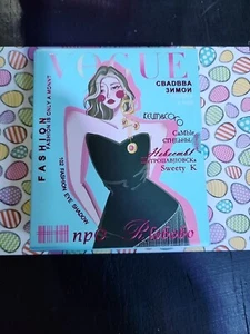 Kevin & Coco Vogue Palette - Picture 1 of 6
