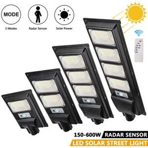 150W-600W LED Solar Street Light Sensor Waterproof Outdoor Garden Lights+Pole - Picture 1 of 12