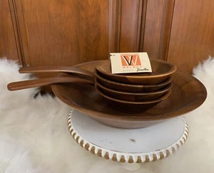 Ensaladera de nuez Vermillion de colección con 4 tazones y utensilios para servir - Imagen 1 de 12