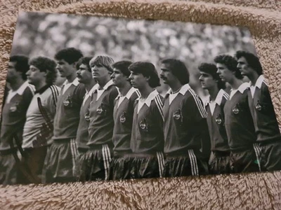 Unikat. Autogramm. Toni Schumacher. 1 FC Köln. Manschaftsfoto. Fußball. DFB.  - Bild 1 von 2