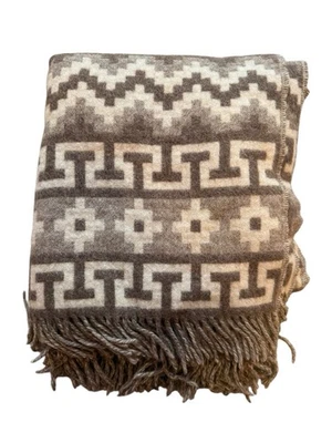 Manta Tumi Alpaca Superfina Tiro Geométrico Azteca Peruana Foto 1 de 4