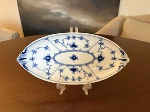 Royal Copenhagen Blue Fluted Plain 9" Pickle/Relish Dish Oval Tray#263 -1st - Picture 1 of 5