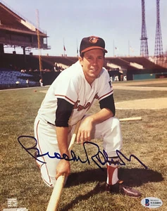 BROOKS ROBINSON SIGNED 8X10 BALTIMORE ORIOLES BAS BECKETT AUTHENTIC AUTO - Picture 1 of 3