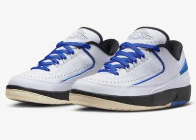 DX4401-104 Nike WMNS Air Jordan 2 Retro Low Varsity Royal Foto 1 de 4