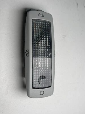 2009 VOLKSWAGEN TIGUAN  SE 2.0L AWD 4CYL REAR READING MAP DOME LIGHT LAMP 56778 - Image 1 of 4