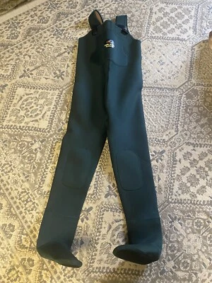 Caddis Wading Systems Boot Foot Waders Neoprene Nylon Size Medium Men's  - Image 1 of 3