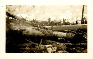 WRECKAGE FROM FLOOD, DOWNIEVILLE, CALIFORNIA, RPPC VINTAGE POSTCARD (SV 537) - Picture 1 of 3