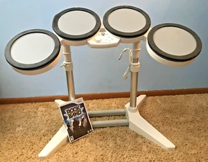 Kit de batería con cable Harmonix Rock Band para Nintendo Wii 19092 con disco de juego - Imagen 1 de 7