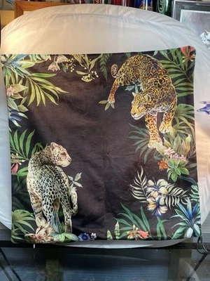 18x18in Leopard Print Velvet Fabric Throw Pillow Covers Set Of 2 - Image 1 of 4