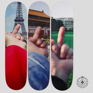 Juego de 3 tablas de skate The Skateroom Ai Weiwei Study of Perspective - Imagen 1 de 1