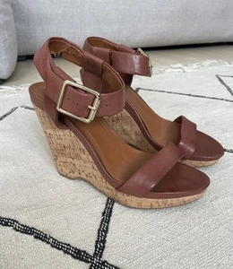 CALVIN KLEIN Sandale Plateau High Heel Keilabsatz Wedges Kork Braun Leder Gr. 39 - Bild 1 von 9