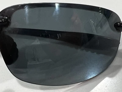 Maui Jim Sunglasses MJ 407-02 64-17-130 Hookipa Gloss Black/Grey Lens-broken ear - Image 1 of 4