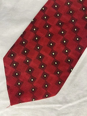 Pierre Cardin Tie Red W/Black & Gold Squares All Silk USA Made - Изображение 1 из 4