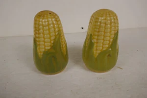 Vintage Medium Size Ear of Corn Ceramic Salt & Pepper Shakers - Picture 1 of 4