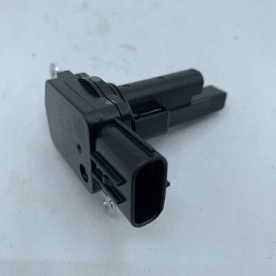 22204-0V020 Flow Original Toyota YARIS-RAV4-AURIS-PRIUS Lexus ES-LS-CT200H - Изображение 1 из 4