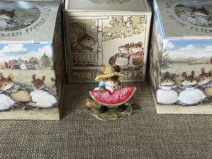 Garçon de ferme Wee Forest Folk M-283 (retraité) - Photo 1 sur 3