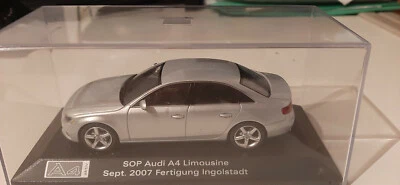 Audi A4 1/43 Minichamps - Immagine 1 di 4