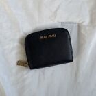 Miu Miu czarny mini skórzany portfel