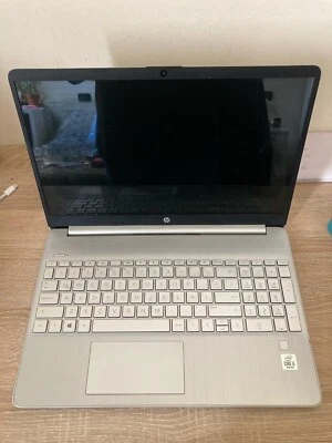 Computer HP 15-dy10051 (2020) – 512GB SSD, 8GB RAM, Intel Core 5 - Immagine 1 di 4