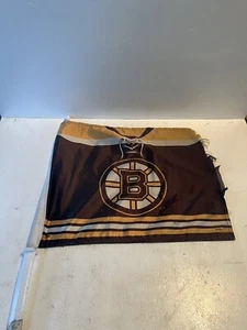 Boston bruins #33 Chara flag with wear National Hockey League - Picture 1 of 5