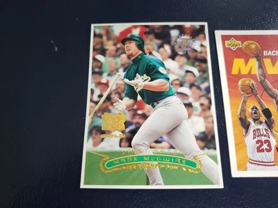 Mark McGwire Oakland A's 1996 Topps Stadium Club Extreme Players Gold OVERSIZE - Image 1 of 2