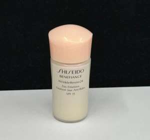 NEW Shiseido Benefiance WrinkleResist 24 Day Emulsion SPF 15 0.5fl oz NW-O - Picture 1 of 7