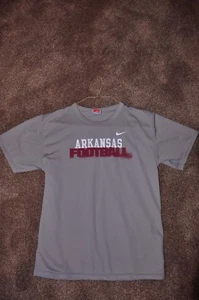 Boys Nike Pull-on Arkansas Football Shirt - Size:,Large (16/18)..REDUCED - Picture 1 of 1