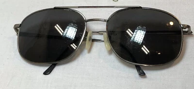 Gafas de sol vintage Stetson para hombre XL-4 Zyloware 058 marco de metal aviador defectuosas P/O Foto 1 de 4