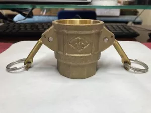 Kuriyama Brand D150 Brass Female Camlock & Groove Coupling 250 Psi 1-1/2" (SS2) - Picture 1 of 9