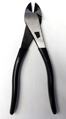 Wirepro by Klein WP400 8" Diagonal Pliers Bulk Packed USA - Image 1 of 3