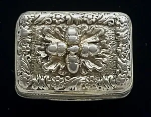 Antique Sterling Silver Vinaigrette Box Acorns - Picture 1 of 12