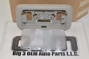 2004-2008 Chevrolet Colorado GMC Canyon Dome Light Lamp Gray new OEM 15126553 - Picture 1 of 3