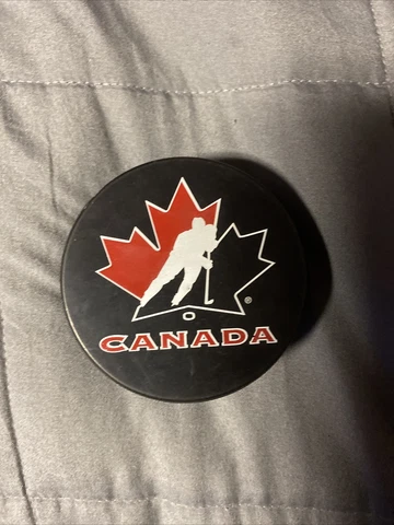 Team Canada Red Black & White Maple Leaf Bauer Hockey Puck Cover